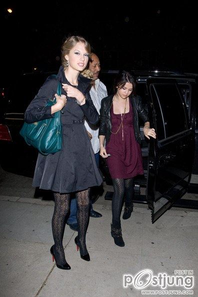 Selena Gomez and Taylor Swift friend or Sister