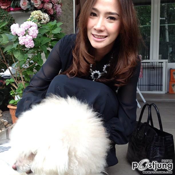 "อั้ม พัชราภา"@ Prada !!