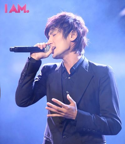 หนังใหม่ ชีวิตเบื้องหลังคอนเสิร์ต  I AM