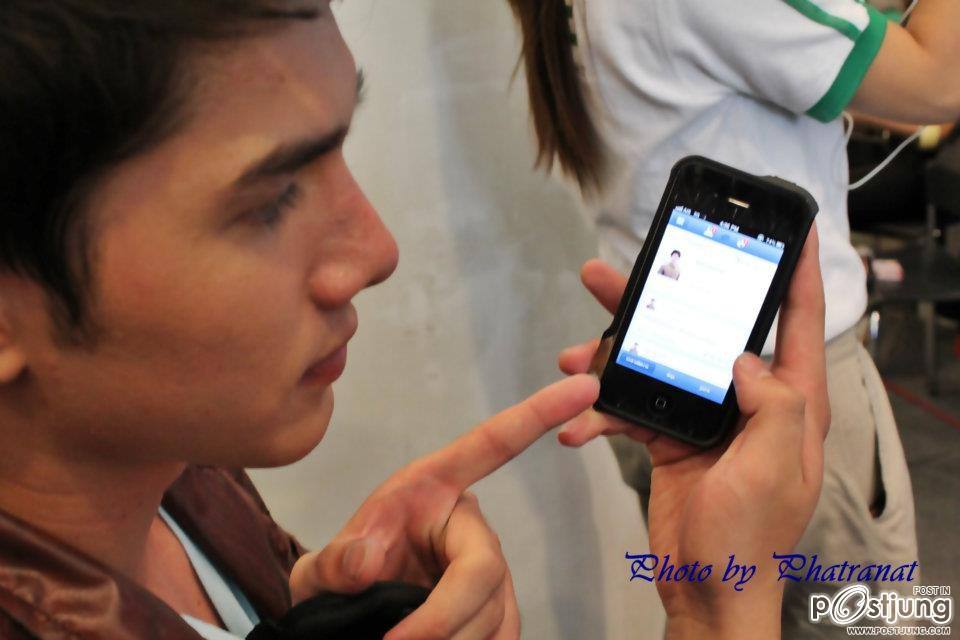 มิกค์ ทองระย้า 7 สีปันรักให้โลก