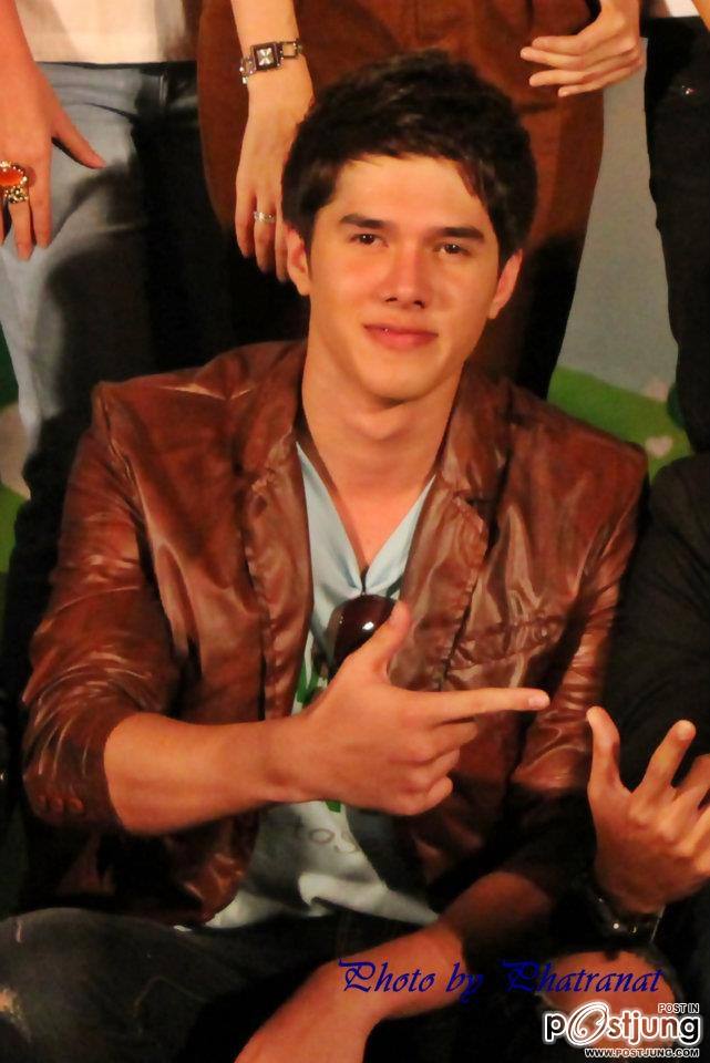 มิกค์ ทองระย้า 7 สีปันรักให้โลก