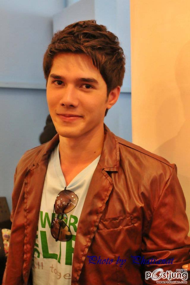 มิกค์ ทองระย้า 7 สีปันรักให้โลก