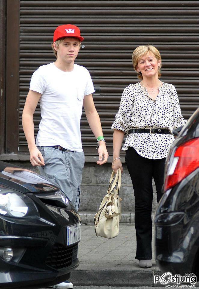 ONE DIRECTION ก่อนนอน บายๆๆๆ