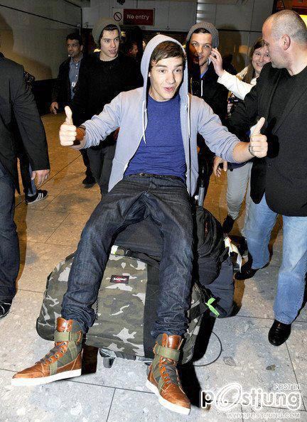 ONE DIRECTION ก่อนนอน บายๆๆๆ