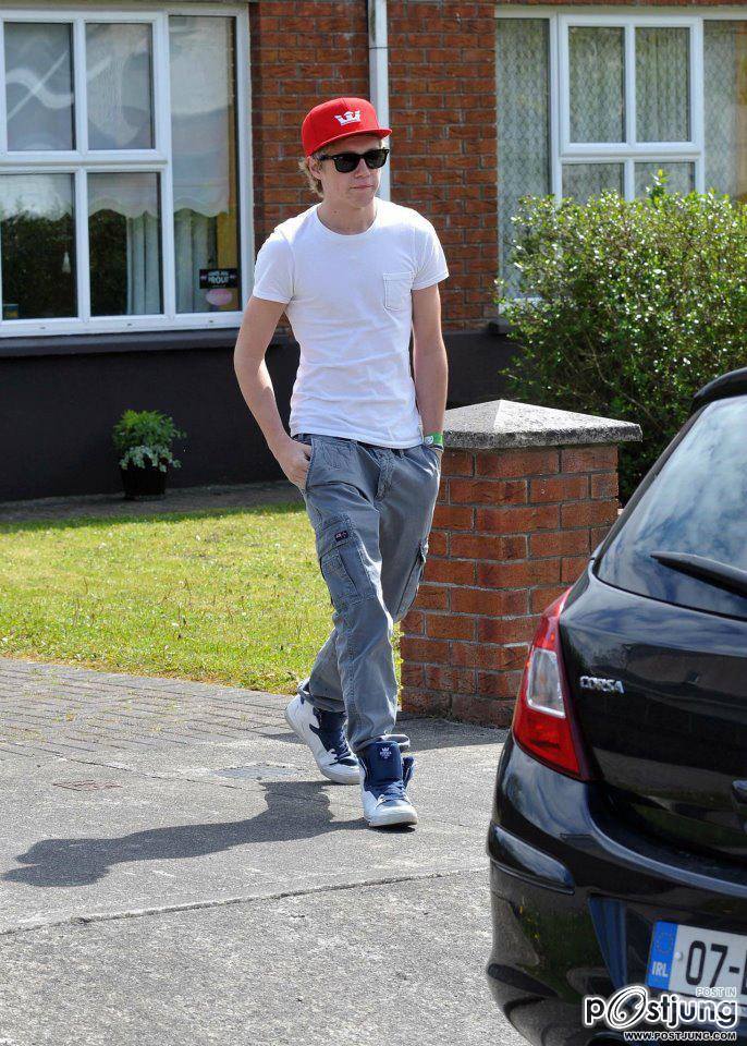 ONE DIRECTION ก่อนนอน บายๆๆๆ