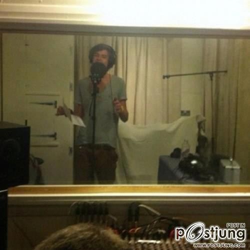 ONE DIRECTION ก่อนนอน บายๆๆๆ