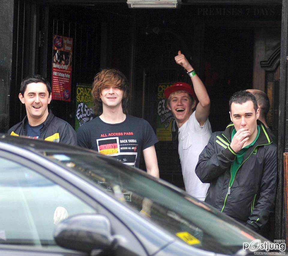 ONE DIRECTION ก่อนนอน บายๆๆๆ