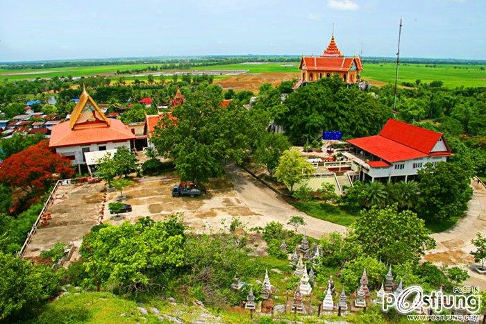 วัดเขาสมอคอน ต.เขาสมอคอน อ.ท่าวุ้ง จ.ลพบุรี
