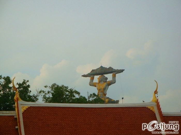 วัดเขาสมอคอน ต.เขาสมอคอน อ.ท่าวุ้ง จ.ลพบุรี