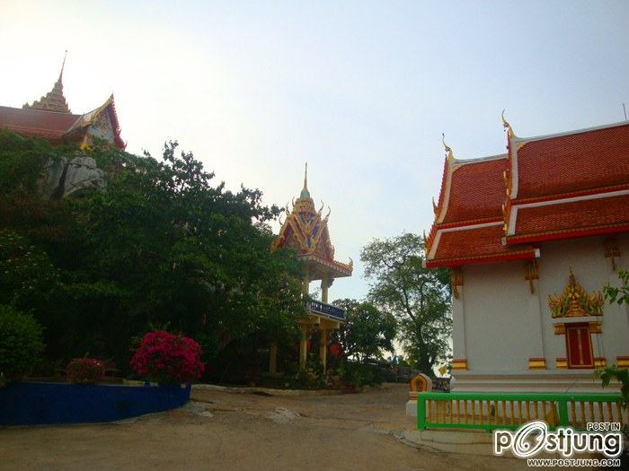 วัดเขาสมอคอน ต.เขาสมอคอน อ.ท่าวุ้ง จ.ลพบุรี