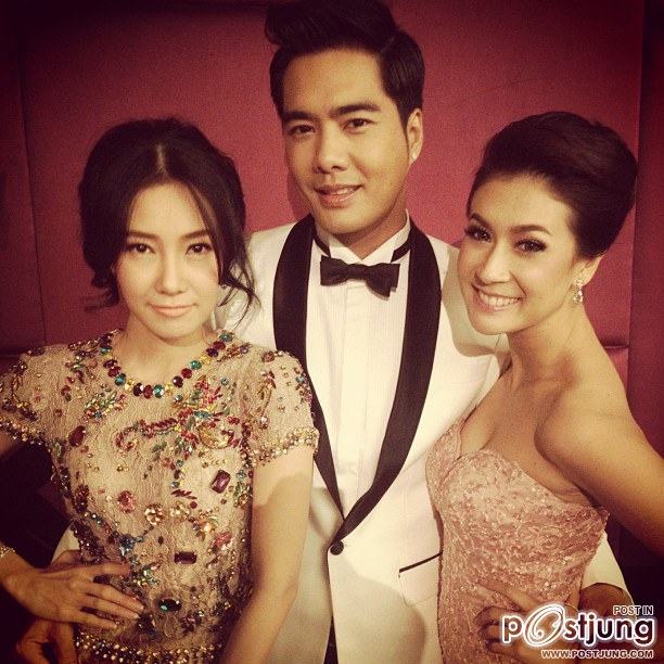 นุ่น วรนุช @งานนาฏราช ในชุดเดรสสุดหรู Dolce&Gabbana  และ Alexander McQueen Clutch