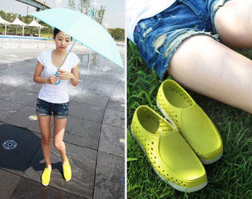แฟชั่น อินเทรนด์วันฝนพรำ ด้วยรองเท้าเก๋ ๆ