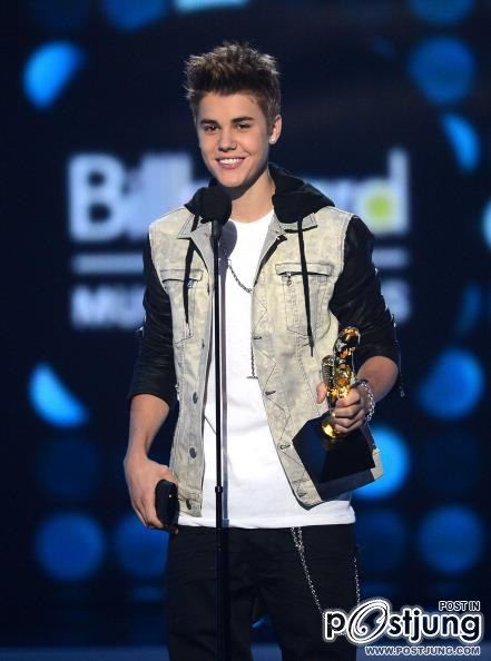 justin bieber 2012 Billboard Music Awards