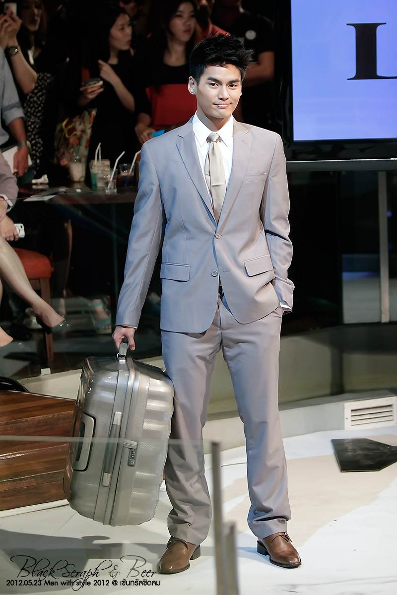 โดม แกงส้ม ฮั่น แคน ฮัท เดินแบบงาน Men with style 2012 @ เซ็นทรัลชิดลม