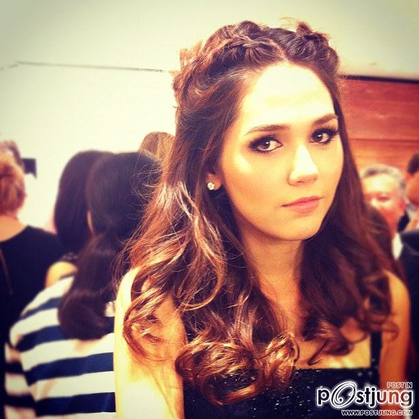 ชมพู่ อารยา