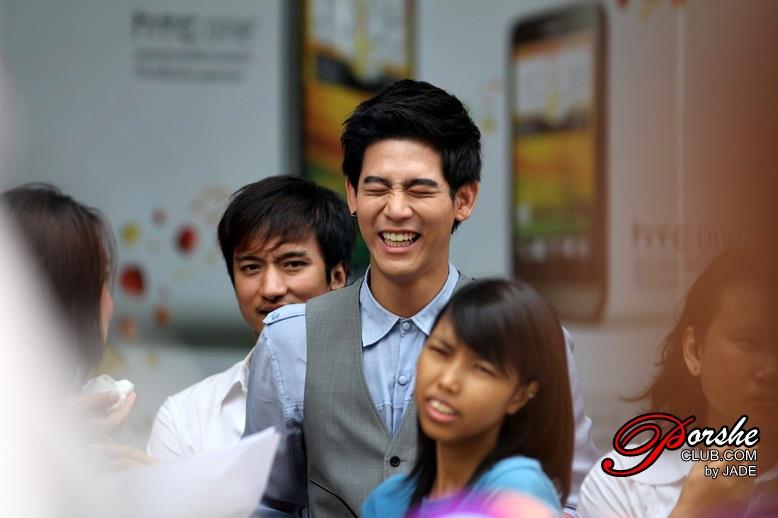 พอร์ช งานโฟร์โมส @อาคารยูไนเต็ด เซ็นเตอร์ และงาน @ The mall Bang Kae
