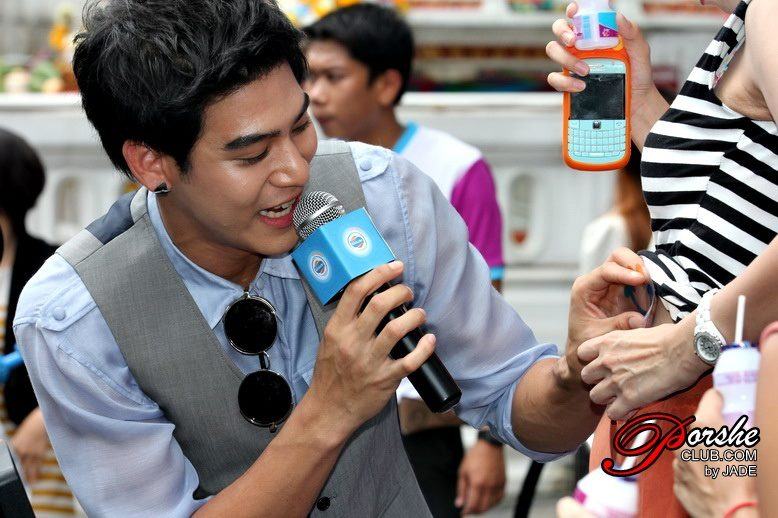 พอร์ช งานโฟร์โมส @อาคารยูไนเต็ด เซ็นเตอร์ และงาน @ The mall Bang Kae