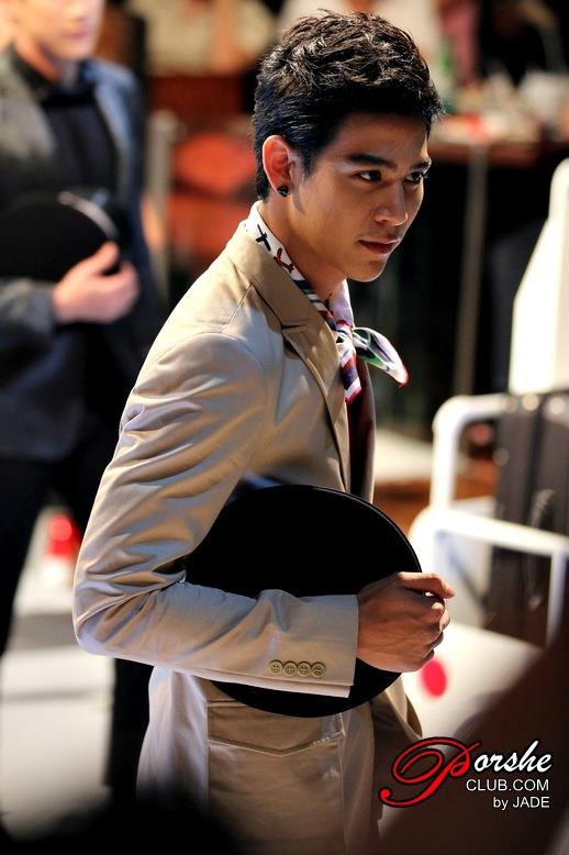 "ณเดชน์ คูกิมิยะ", "ณัฎฐ์ เทพหัสดินฯ", "พอร์ช ศรัณย์"  Central Men With Style 2012: Fashion In-Fligh