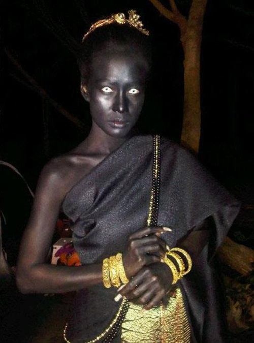 กุ๊กกิ๊ก กชนันท์ ในบท เจ้าหอมจันทร์ จาก บ่วง