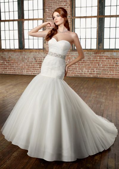 แฟชั่น ชุดแต่งงาน ทรงเมอร์เมด