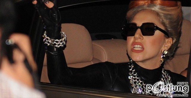 lady gaga live in bangkok