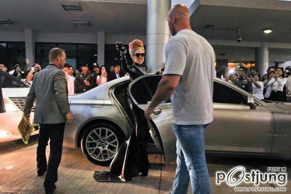 lady gaga live in bangkok