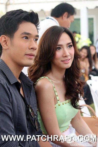 ร่วมโหวต"อั้ม พัชราภา"ให้เป็น"ป๊อบปูล่าโหวต"จาก Siamdara 2012 !!