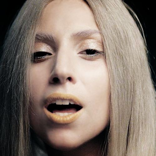 Gaga เท่านั้น