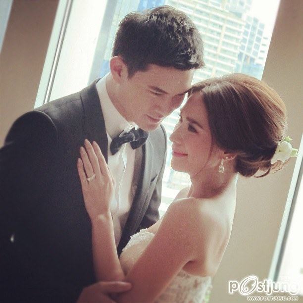 พลอย งามตลอดด