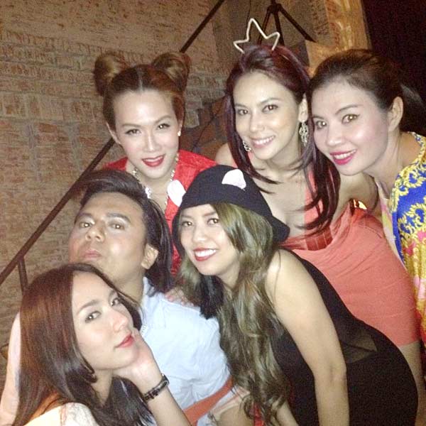 เปรี้ยวจี๊ด! เมย์ จัดปาร์ตี้วันเกิด เพื่อนร่วมก๊วนเพียบ