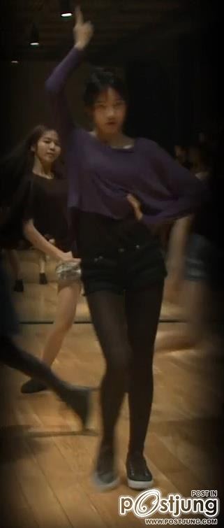 สาวเกิร์ลกรุ๊ปปริศนาของ YG