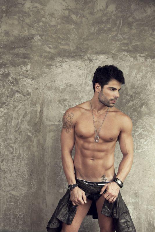 Bruno Pacheco @ Revista Junior Magazine #39