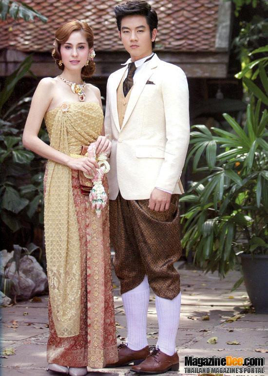 ขวัญ-อุษามณี & โทนี่ รากแก่น @ FINALE WEDDING MAGAZINE no.4 May 2012