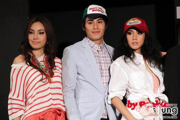 สวยเเซ่บซ่าส์กับ"อั้ม พัชราภา"@Grand opening BASIC HOUSE !!!