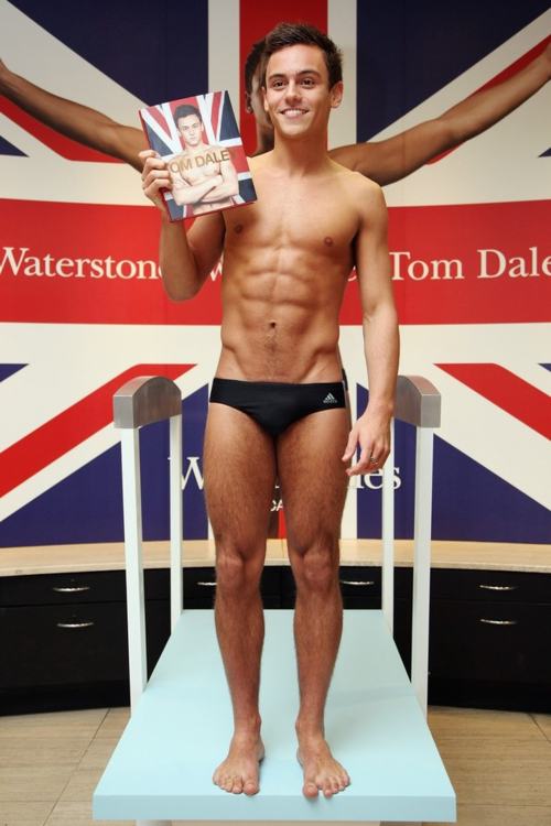 คนรักนักกระโดดน้ำ Tom Daley