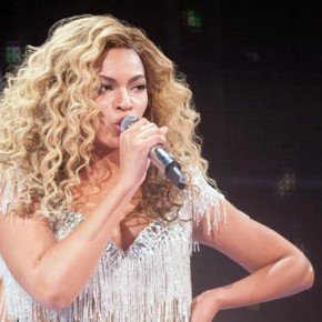 beyonce live Revel