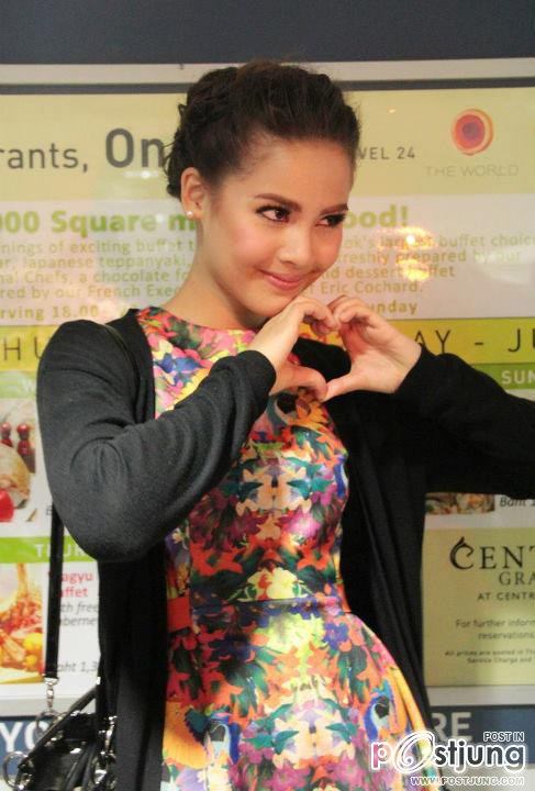 มุมน่ารักๆ สวยๆ ของญาญ่า Yaya The CUTIE