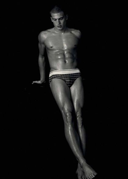 คนรักหนุ่มเซ็กซี่ 70 - Dark Shadow by Luca Manfredi