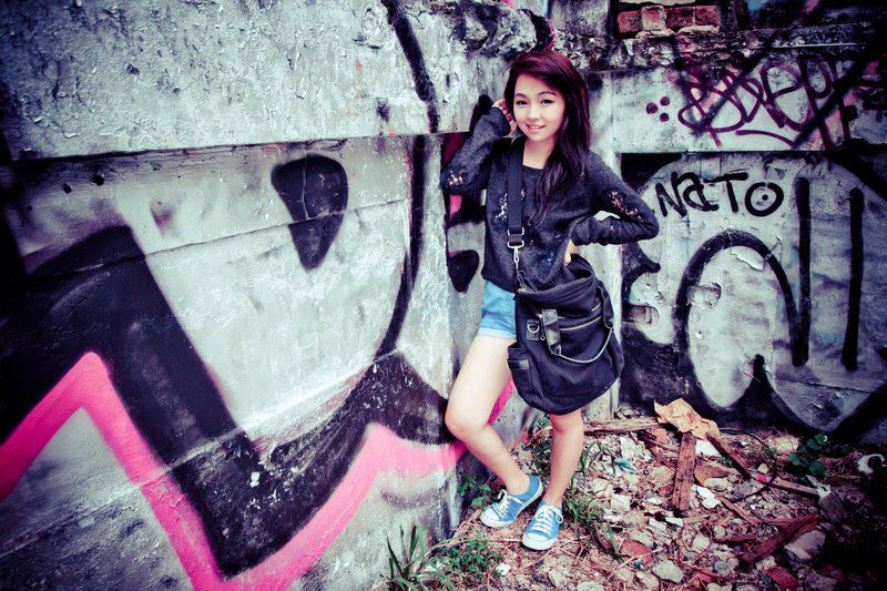 Pic :: เอมมี่ สุนันทา เดวา "น่ารักใสใส แบบไม่แต่งบีบหน้า"