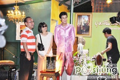 เกวิน m thailand และ โม อะมีนา ร่วมทำบุญ งานประมูล บุหรันเลื่อนลอยฟ้า