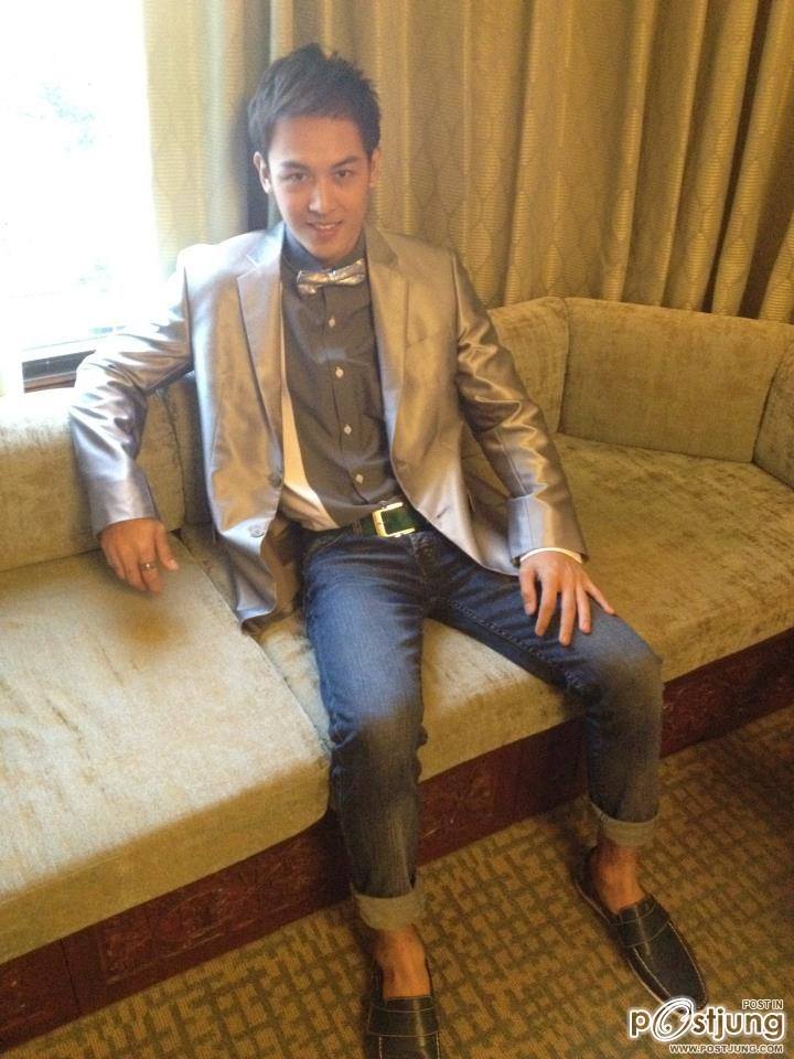 ป่อง พ่อค้าแซ่บข้าวมันไก่สาธุประดิษฐ์