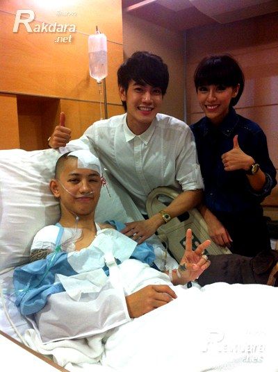 เป็นกำลังใจให้ค่ะ "ซี"ทรุด!! ปวดหัวรุนแรง-อาเจียนถี่