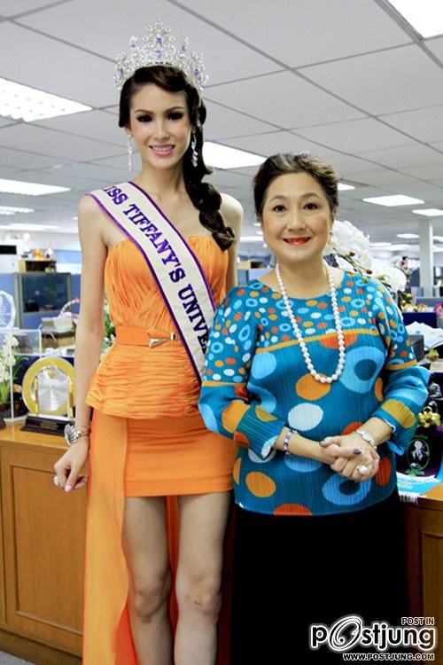 เจเล่ Miss Tiffany Universe 2012