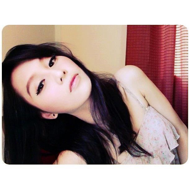 รวบรวมรูปสาวประเภท 2 By Facebook