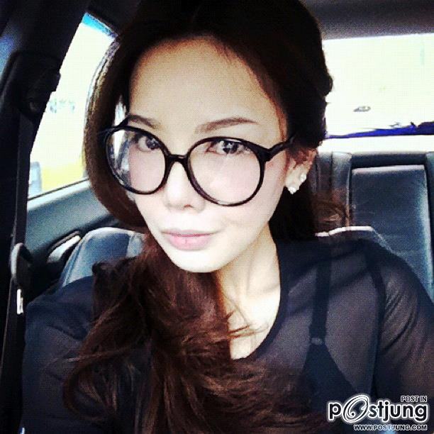 รวบรวมรูปสาวประเภท 2 By Facebook