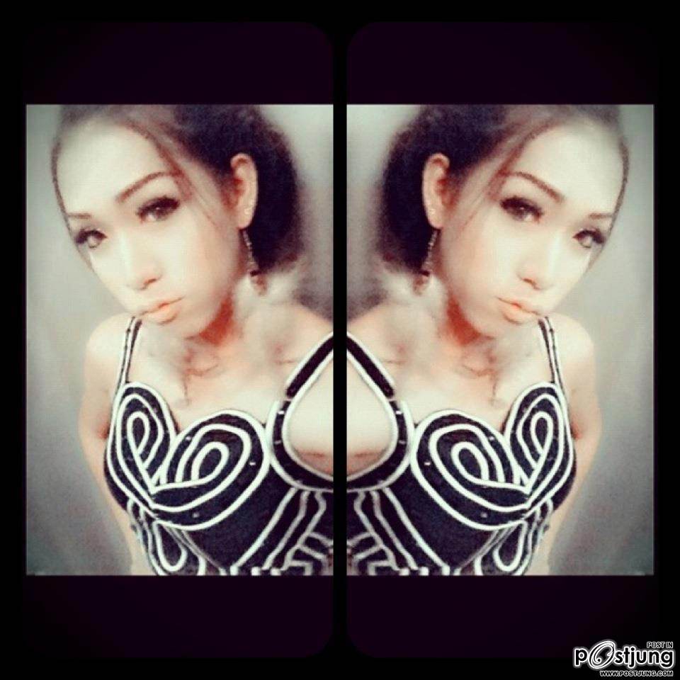 รวบรวมรูปสาวประเภท 2 By Facebook