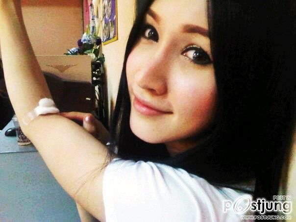 รวบรวมรูปสาวประเภท 2 By Facebook