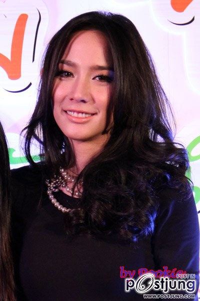 "อั้ม พัชราภา"สวยทุกมุม @เปิดตัวโครงการสายด่วน อย.1556 !!