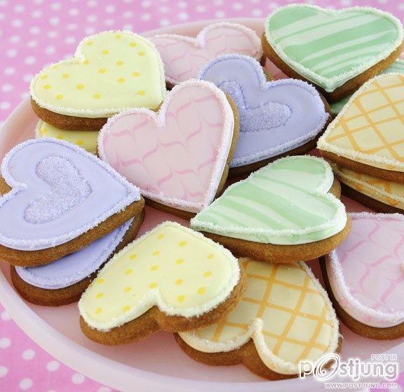 (ไม่แคร์ค่ะ)ขนมหวานสีสันหน้าทาน by:น้ำตาล คนสวย