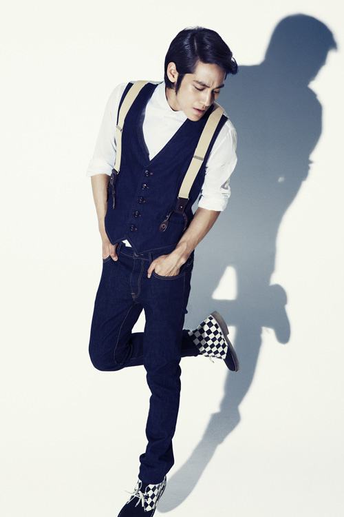 Kim Bum @ Men&rsquo;s uno china June 2012